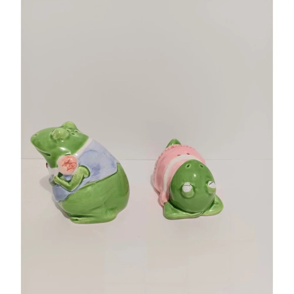 Otagiri Japan Mary Ann Baker Frog Ceramic Salt/Pepper Shakers